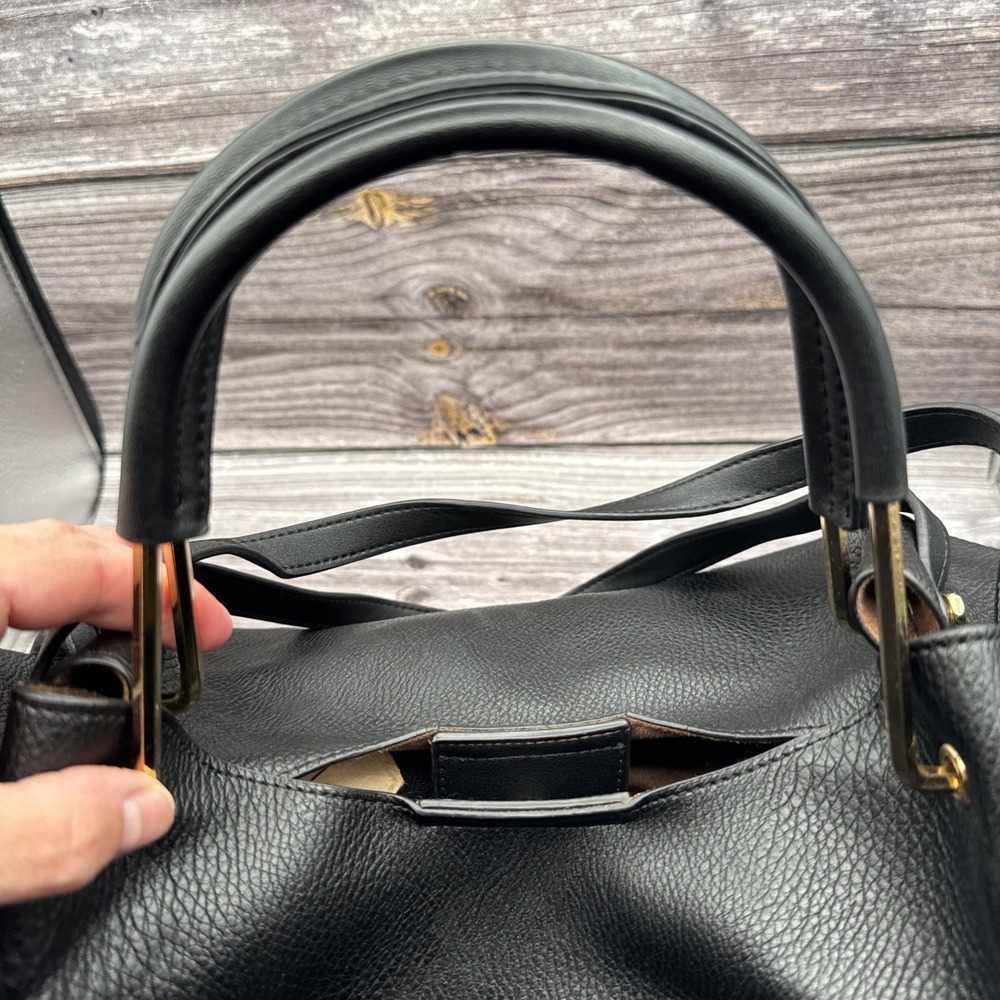 Sondra Roberts Large Black Pebbled Zip Top Tote Lined Inner Pockets Quiet Luxury - Picture 5 of 11